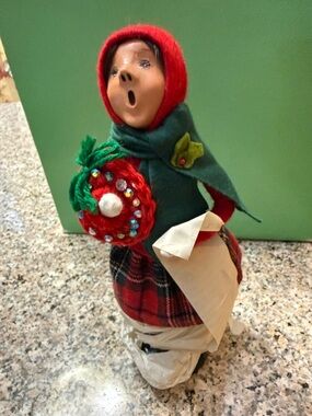 Red & Green Holiday Caroler Figurine - Festive Home Decor